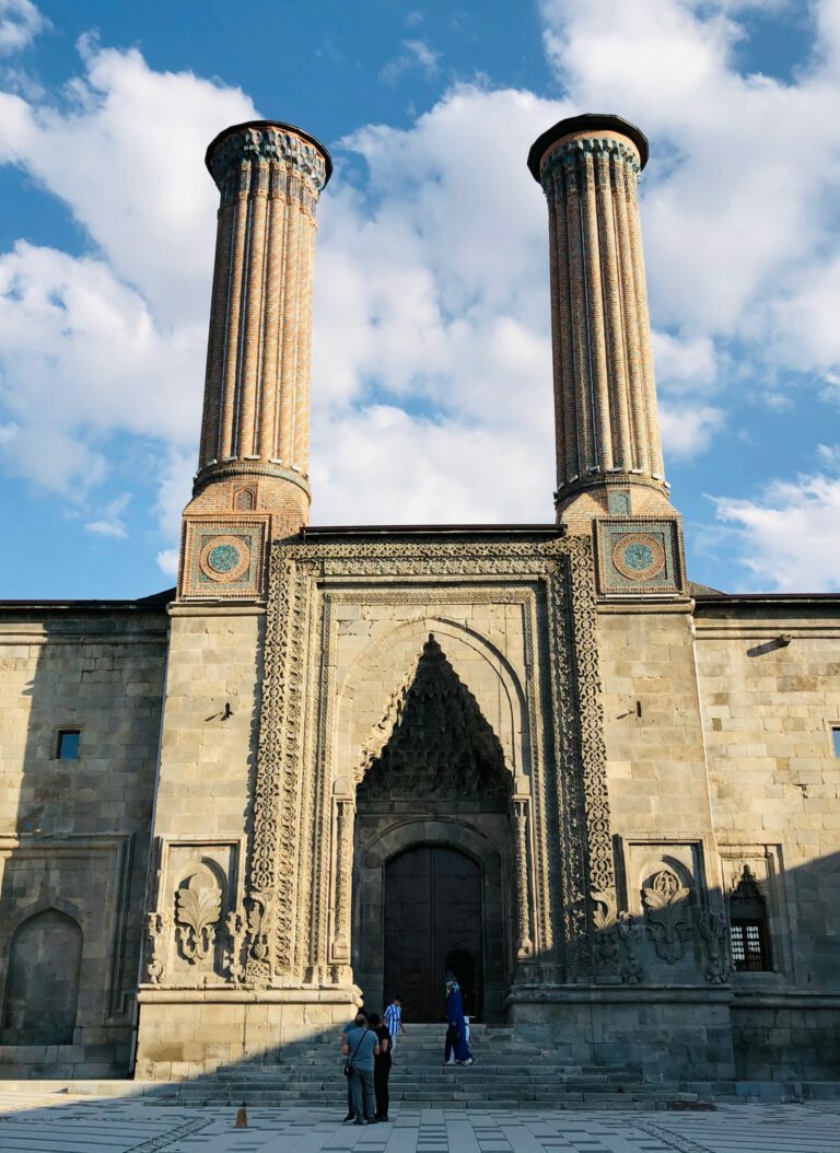 Çifte Minareli Medrese, Erzurum