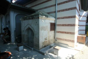 Çınarlı Mescit Çeşmesi