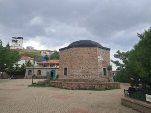 Hüseyin Gazi Türbesi