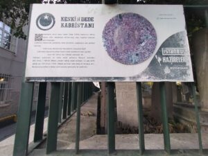 Keskin Dede Kabristanı Açıklama Levhası
