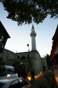 Üsküplü Çakır Ağa Camii