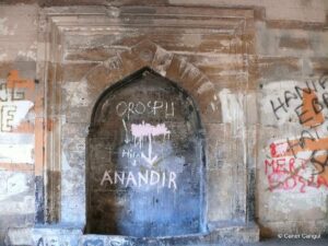 Atik Valide Külliyesi Altındaki Çeşme