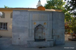 Başkadın Meydan Çeşmesi, İmrahor