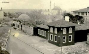 Benlizade Ahmet Reşid Efendi Türbesi ve Darüşşafaka