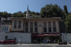 Tezkireci Osman Efendi Camii