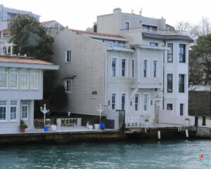 Dr. Fazıl Bey Yalısı