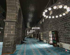 Diyarbakır Ulu Cami Harimi Kıble Cephesi Doğu İstikameti