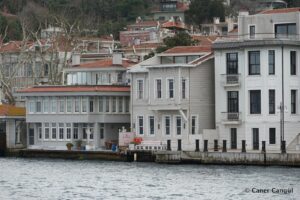 Dr. Fazıl Bey Yalısı