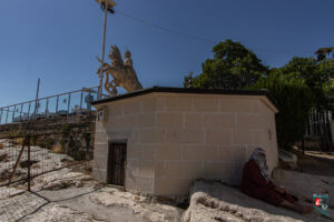 Beşikli Baba Türbesi