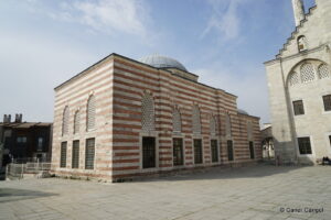 Güzel Ahmet Paşa Türbesi