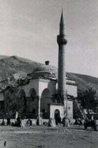 Tokat Hatuniye (Meydan) Camii'nin harap haldeki görünümü