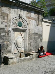 Hüseyin Ağa Camii Çeşmesi