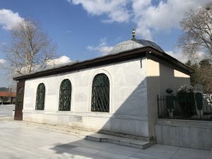 Merkez Efendi Türbesi