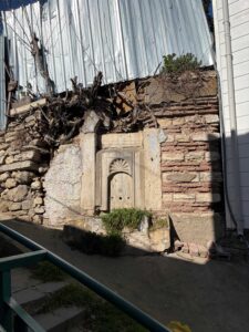 Şifa Yokuşu Çeşmesi