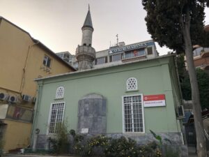 Ömer Avni Camii