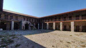 Çöllüoğlu Hanı
