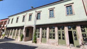 Küçük Han, Ayvalık