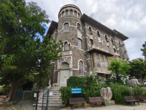 İzmir Etnografya Müzesi