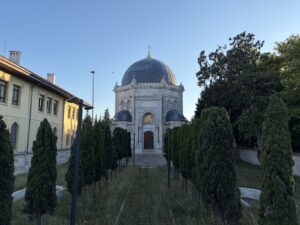 Sultan Reşat Türbesi