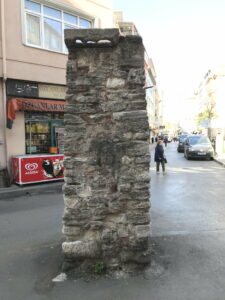 Gaspıralı Sokak Su Terazisi