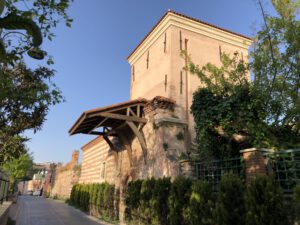 Torun Sokak Su Terazisi