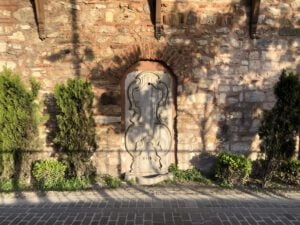 Aziz Efendi Tekkesi Duvar Çeşmesi