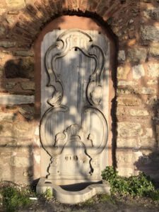 Aziz Efendi Tekkesi Duvar Çeşmesi