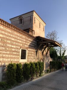 Torun Sokak Su Terazisi