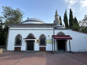 Ahi Evren Dede Türbesi