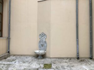 Soğukçeşme Askeri Rüştiyesi Duvar Çeşmesi