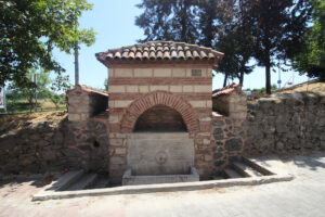 Kanuni Sultan Süleyman Çeşmesi, Defterdar