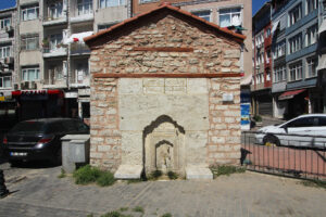 Emine Sultan Meydan Çeşmesi