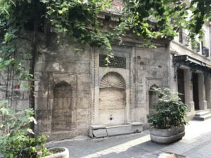 Kemankeş Mustafa Paşa Sıbyan Mektebi Çeşmesi