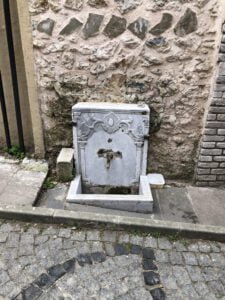 Pazar Sokağı Çeşmesi