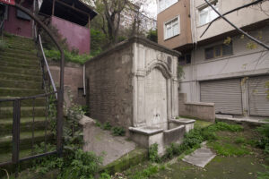 Silahtar Seyyid Abdullah Ağa Çeşmesi