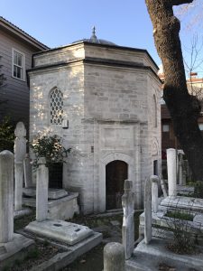 Hubbi Hatun Türbesi