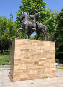 Fatih Sultan Mehmet Heykeli, Beşiktaş