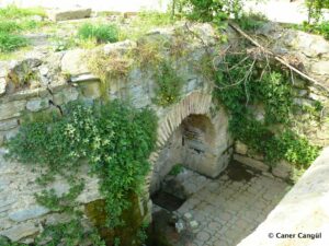 Kaleağası Sokak Çeşmesi