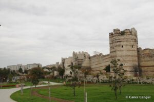 Kara Surları, Ana Sur, T4 ve Çevresi