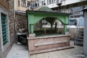 Kazancıbaşı Sadettin Efendi Türbesi