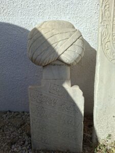 Mezar taşı K05