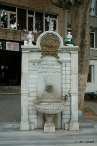 Lütfi Bey Çeşmesi