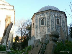 Mahmut Paşa Türbesi