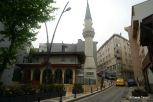 Mustafa Kavsar Baba Camii