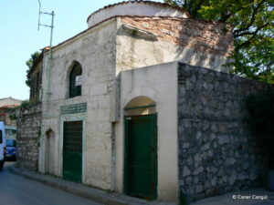 Nalıncı Mehmet Mimi Dede Türbesi