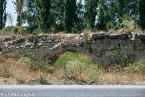 Roma Köprüsü, Alayunt