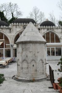 Şehzade Mehmet Medresesi Avlusundaki Şadırvan