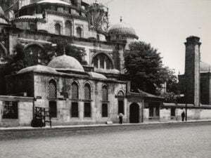 Destari Mustafa Paşa Türbesi