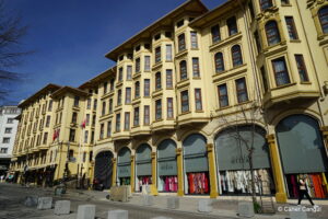 Tayyare Apartmanları