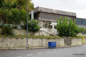Tiryal Hanım Çeşmesi ve Çevresi